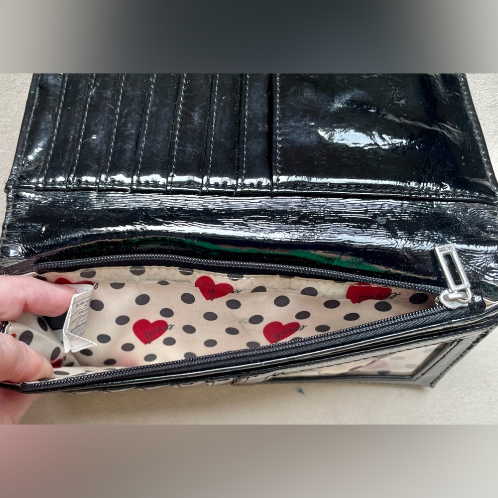 Guess sequin front wallet - Picture 3 of 8